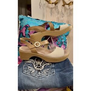 Dansko Marjory Tan Beige  Sandals Tumbled Nappa Leather Size 40